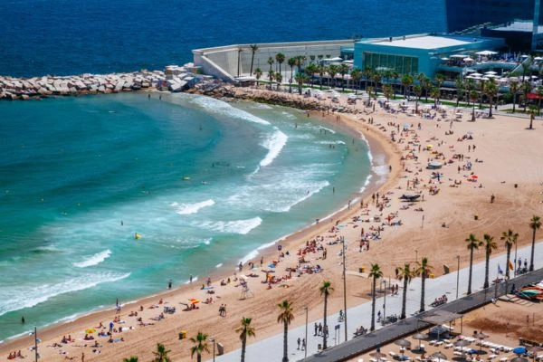 beach barceloneta