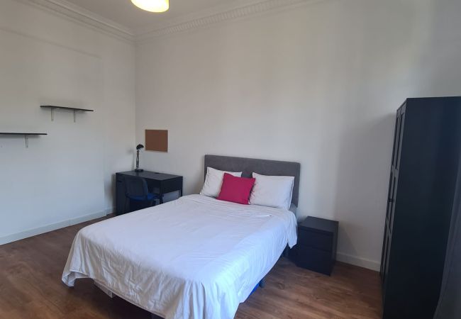  in Barcelona - Diagonal 2 Room 1 